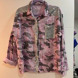 Italian blouse lilac camuflaje also have silver